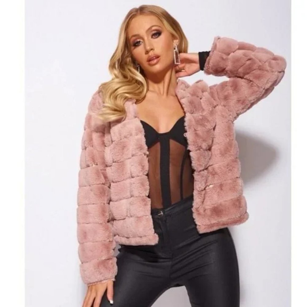 Pink Faux Fur Long Sleeve Collarless Paneled Jacket - Picture 12 of 15
